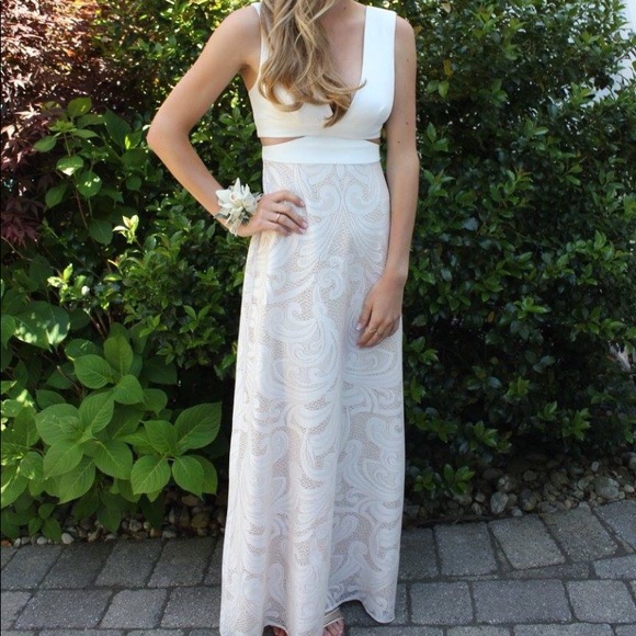 Bcbg White Long Dress Asymmetrical Lace Bcbg White Lace Dress $398  BCBGMAXAZRIA White